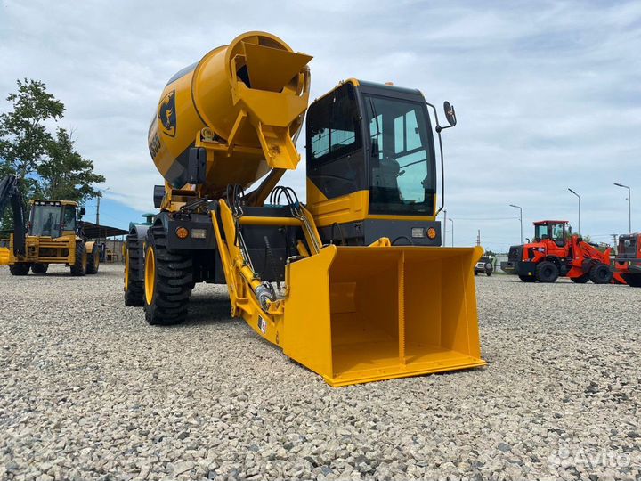 Автобетоносмеситель Bizon BS55, 2023