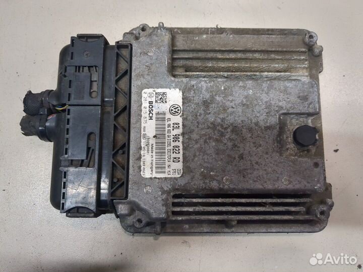 Блок управления двигателем Skoda Octavia (A5), 201