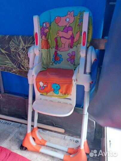 Стульчик для кормления chicco