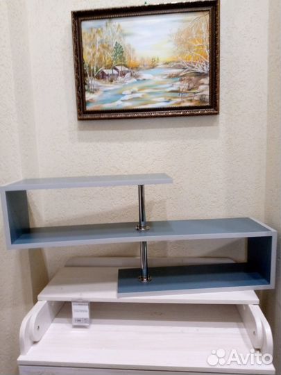 Полка настенная навесная