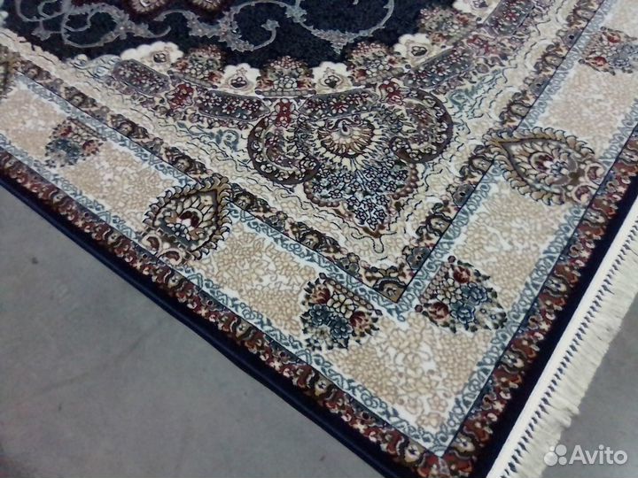 Ковер размером : 2.80х3.80 (№ 25790-33) новый