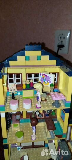 Lego friends школа и пляжный домик