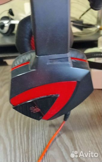 Проводные наушники