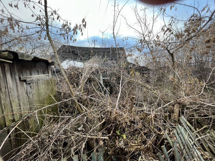 Дом 22 м² на участке 6 сот.