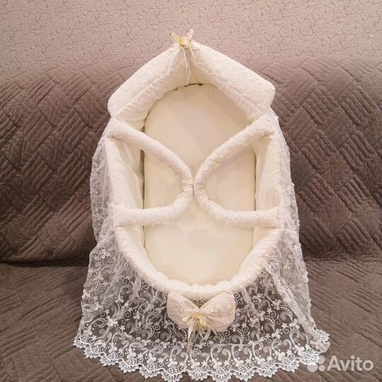 Корзинка - переноска на выписку