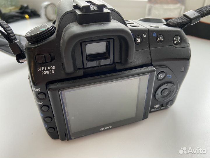 Зеркальный фотоаппарат Sony Alpha dslr-A300 Kit