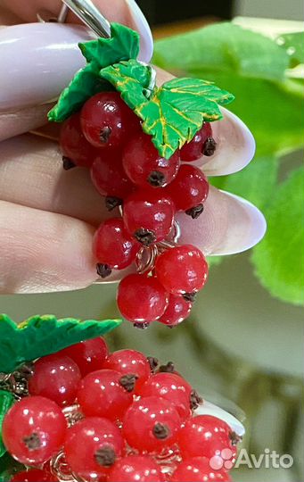 Серьги красная смородина