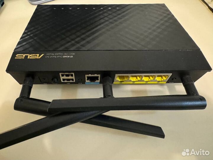 WiFi роутер Asus RT-AC66U
