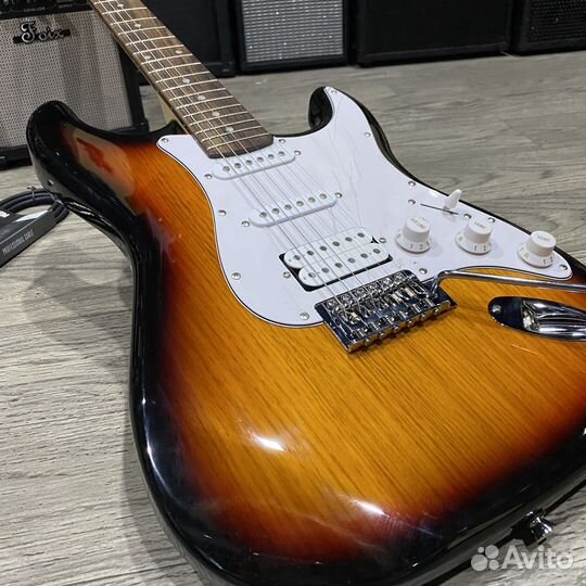 Электрогитара Fender стиль с комбиком