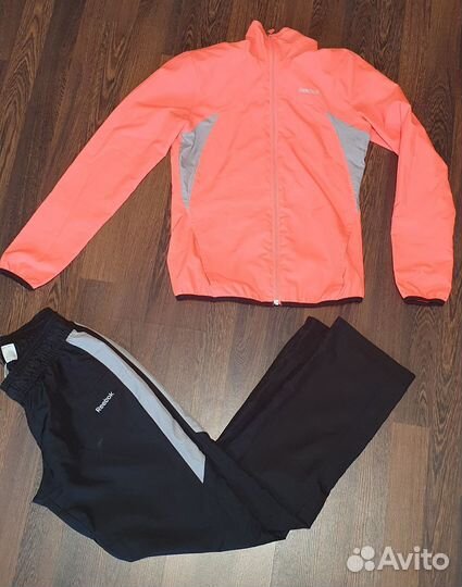 Спортивный костюм женский Reebok 42