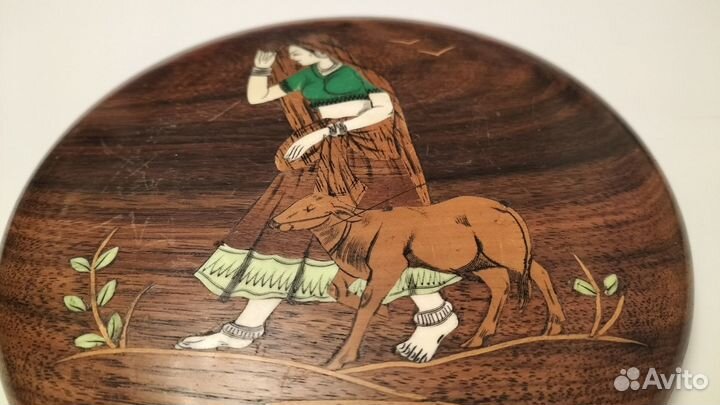 Панно деревянное с инкрустацией, Индия