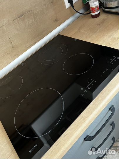 Варочная панель комбинированная electrolux