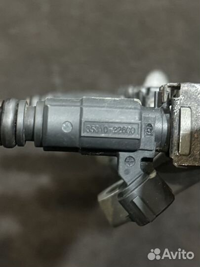 Топливная рампа G4ED Elantra 3 XD Тагаз 1.6