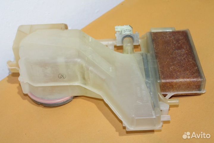 Соляной контейнер Bosch 00286906 бу. 4969