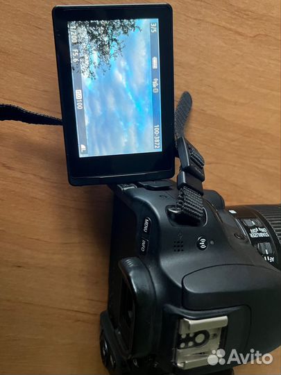 Фотоаппарат canon eos 200d