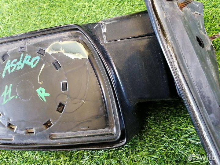 Зеркало правое Chevrolet Astro