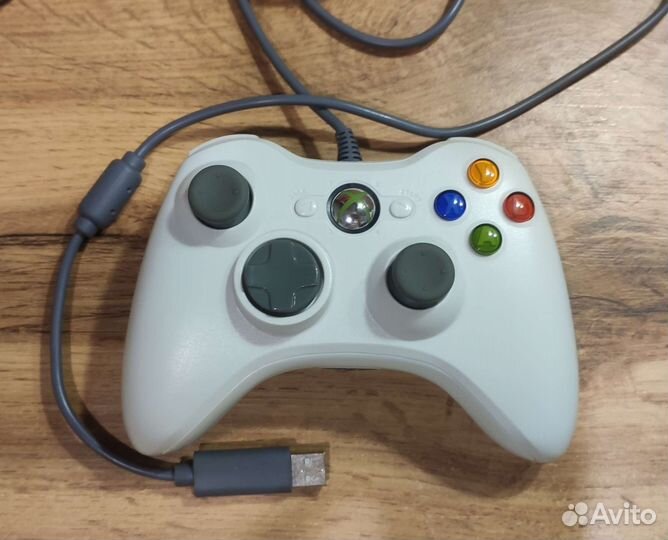 Геймпад Xbox 360 проводной