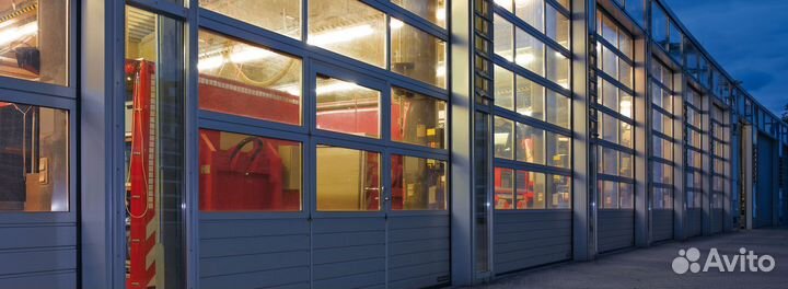 Промышленные секционные ворот от производителя