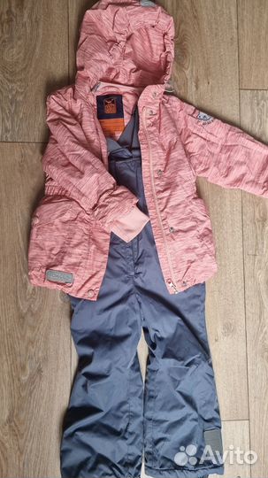 Продам костюм демисезонный на девочку 98 рост