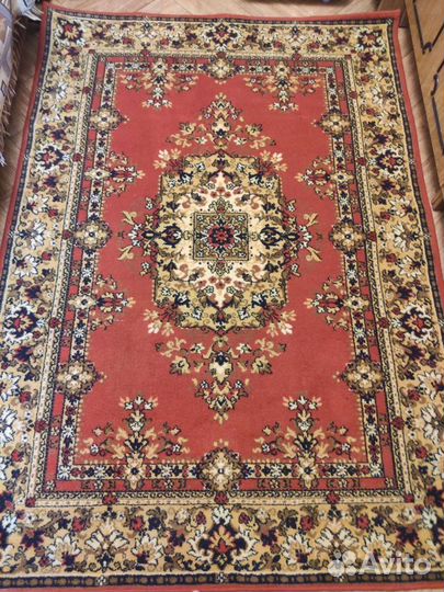 Ковер шерстяной