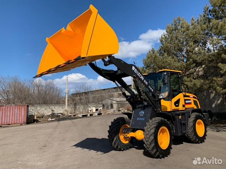 Фронтальный погрузчик BIZON 932, 2023