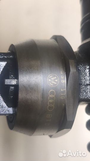 Форсунка топливная Volkswagen Golf 5, 2009