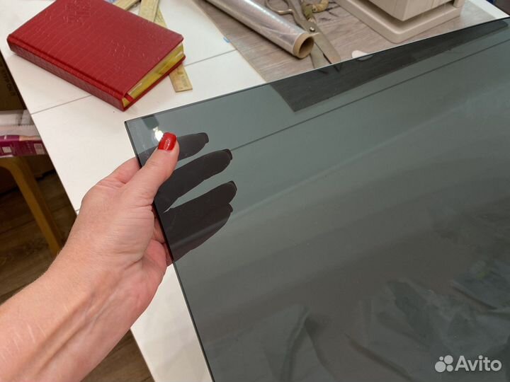 Стекло закаленое