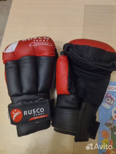 Перчатки, шлем детский для занятий рукопашным боем