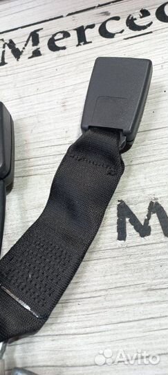 Замок ремня безопасности задний Mercedes-Benz