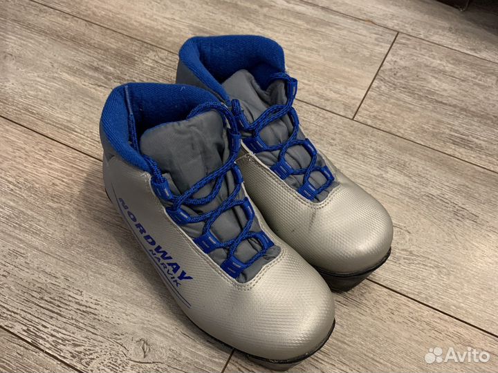 Лыжные ботинки и лыжи Nordway Narvik junior