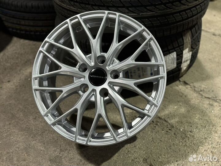 R16 5x114,3 Vossen VPS Renault Nissan