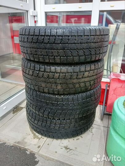 Toyo Observe GSi-5 245/70 R16