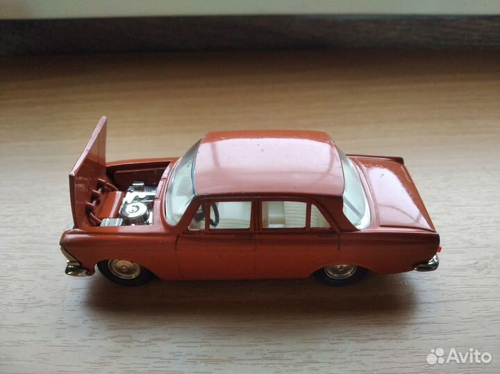 Модель Москвич 412 А2 без ми СССР 1/43