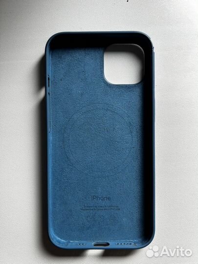 Чехол iPhone 13