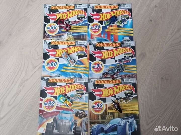 Машинки Hot Wheels
