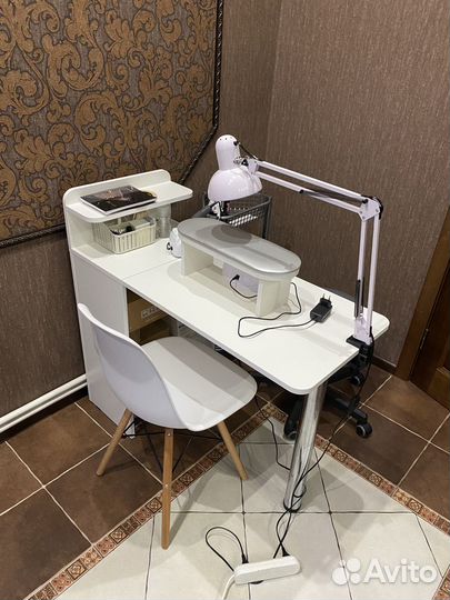 Продаю все для маникюра