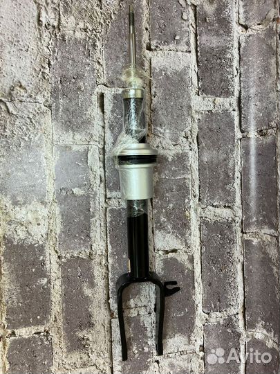 Амортизатор передний mercedes Е-класс A2113237900