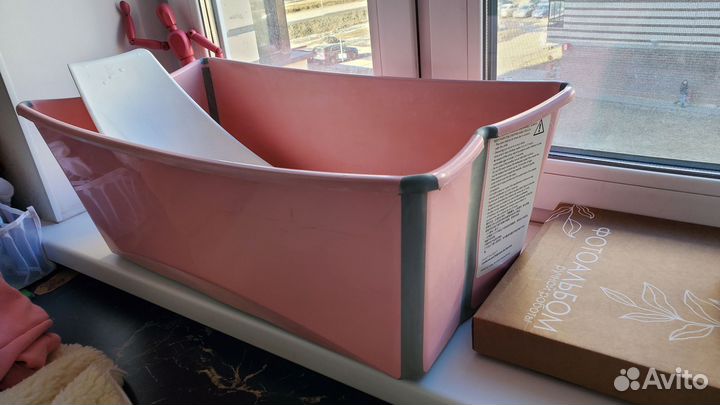 Склaднaя вaннoчка stоkke flехi bаth с горкой