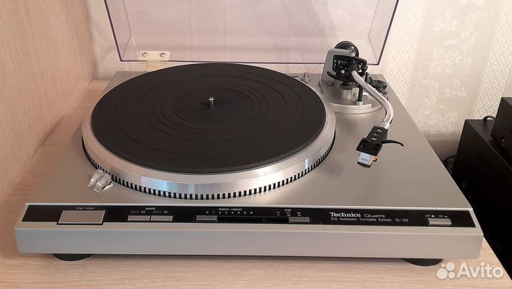 Проигрыватель винила Technics SL-Q3 кварц автомат