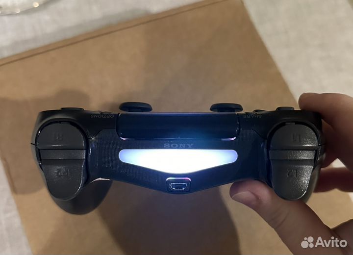 Джойстик геймпад на Sony PS4