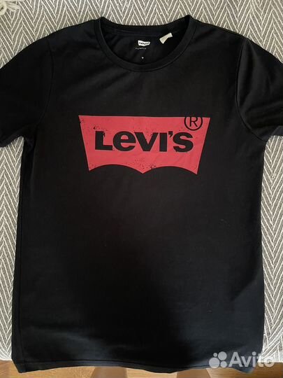 Футболка levis женская
