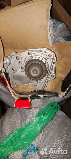 Помпа на логан