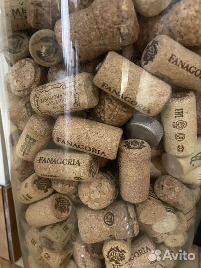 Пробки от вина и шампанского