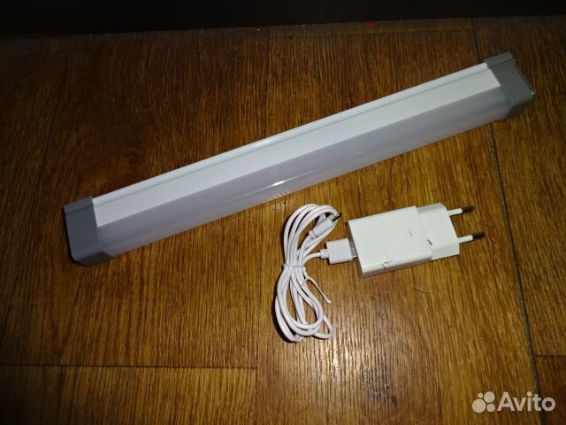 Удобная светодиодная лампа на аккумуляторе