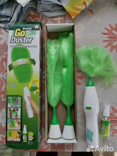 Щетка и перчатки