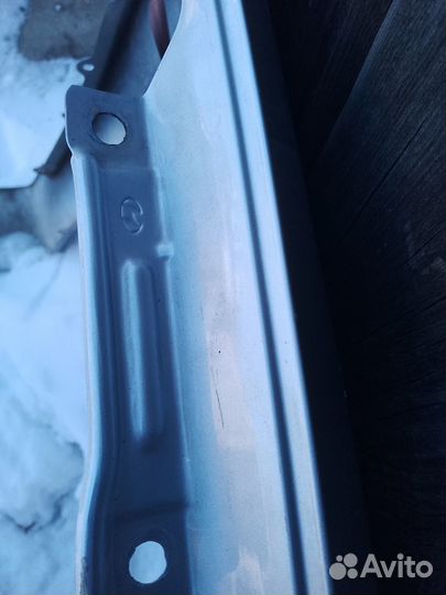 Продам переднее левое крыло