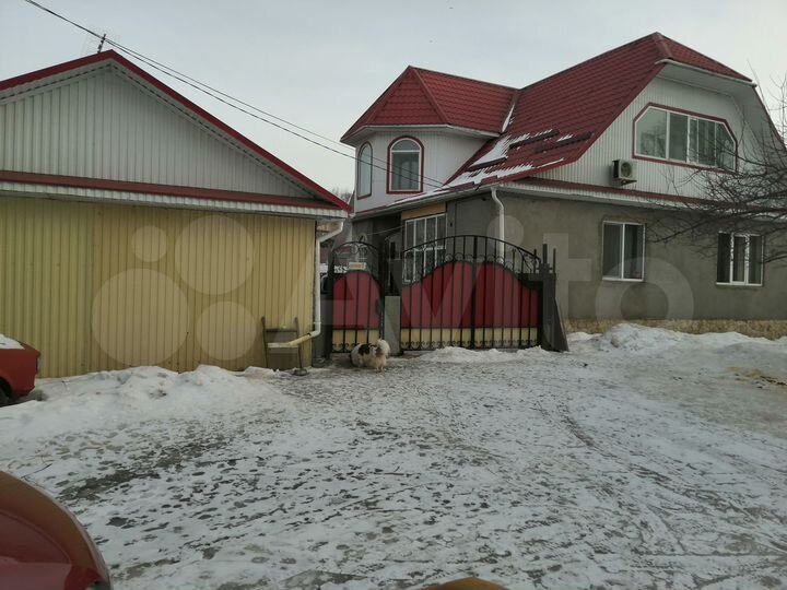 Дом 155 м² на участке 6,5 сот.