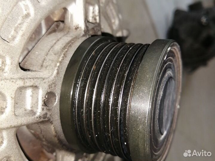 Генератор Scenic 2.0L M4R