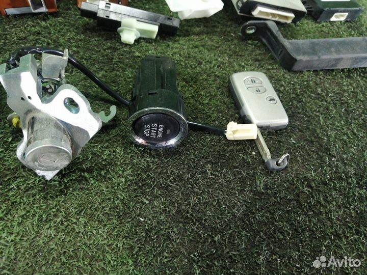 Блок комфорта Toyota Camry