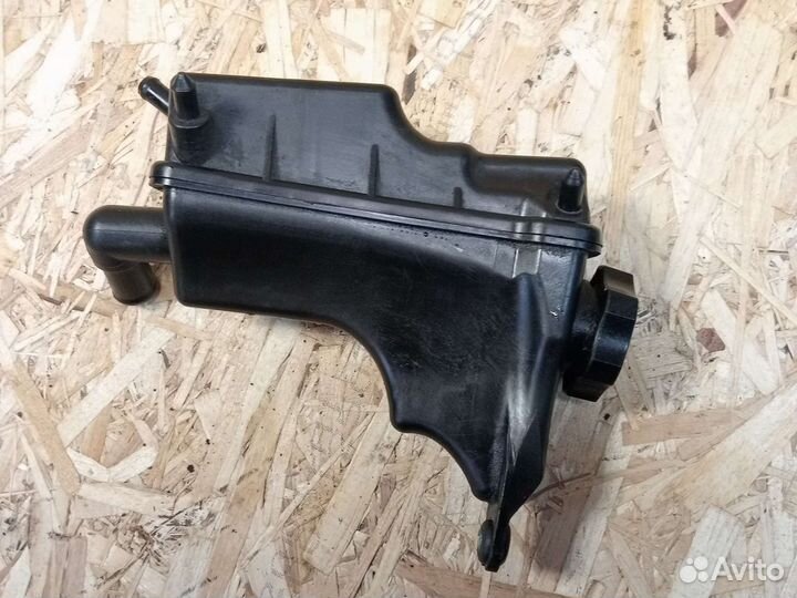 Бачок гур Chevrolet Cruze